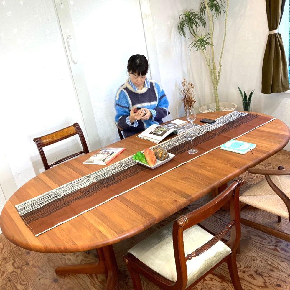 グドメ / Gudme Mobelfabrick 伸長式ダイニングテーブル チーク無垢