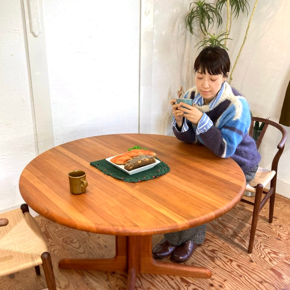 グドメ / Gudme Mobelfabrick 伸長式ダイニングテーブル チーク無垢