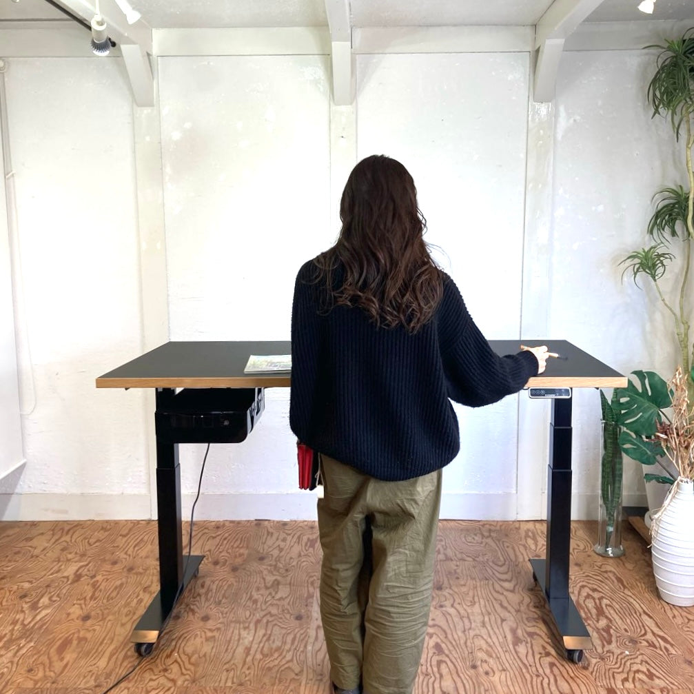 Kanademono 金物家具のかなでもの FlexiSpot E7 リノリウム天板 電動