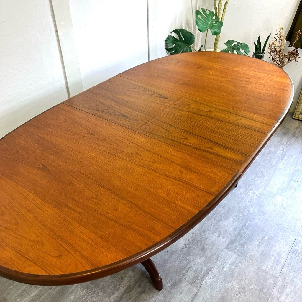 G-PLAN直径122センチ伸長式ダイニングテーブル サイズが変えられる伸張