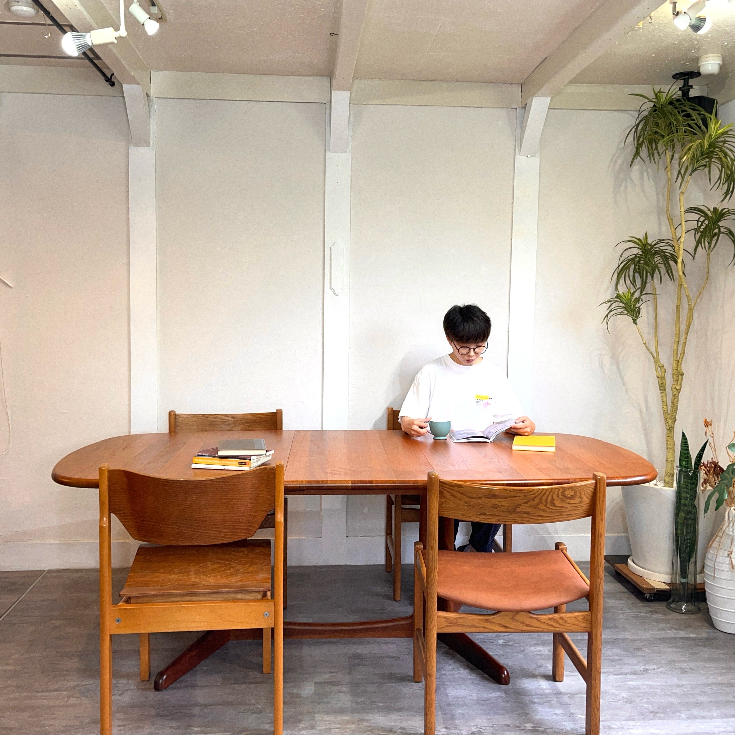 グドメ / Gudme Mobelfabrick 伸長式ダイニングテーブル チーク無垢