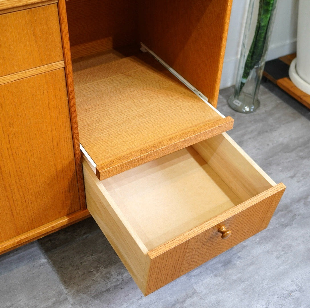 MOMO 美品モモナチュラルVENTレッドオークキッチンボード食器棚モダン