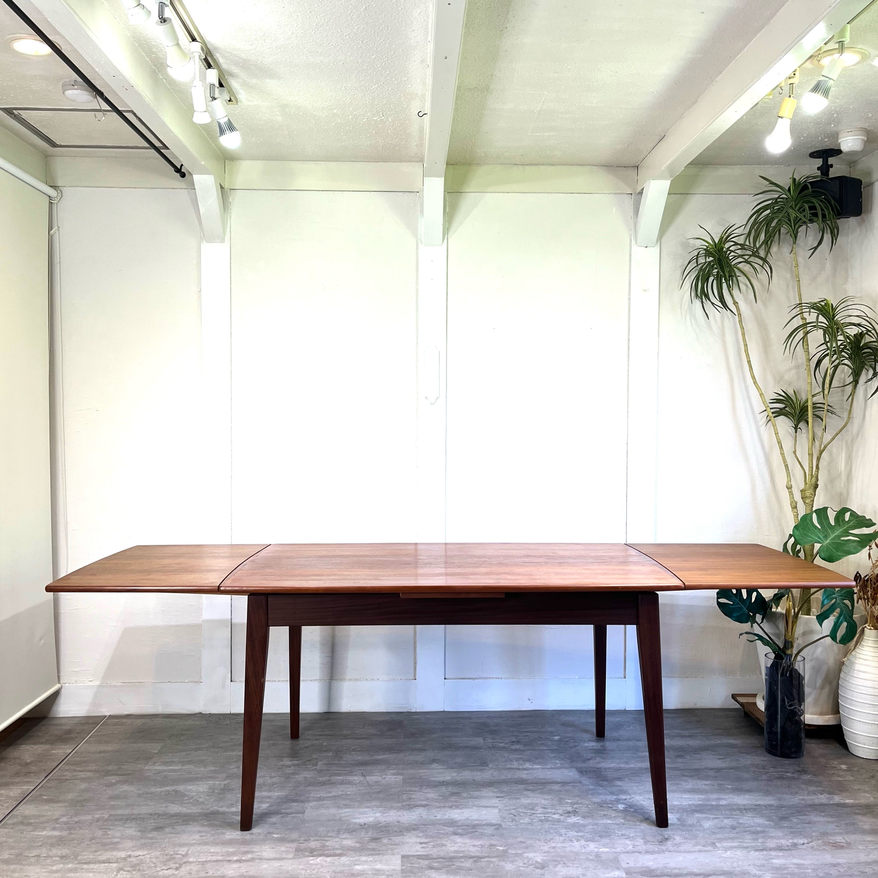 北欧 デンマーク エクステンション ダイニングテーブル 伸長式 チーク