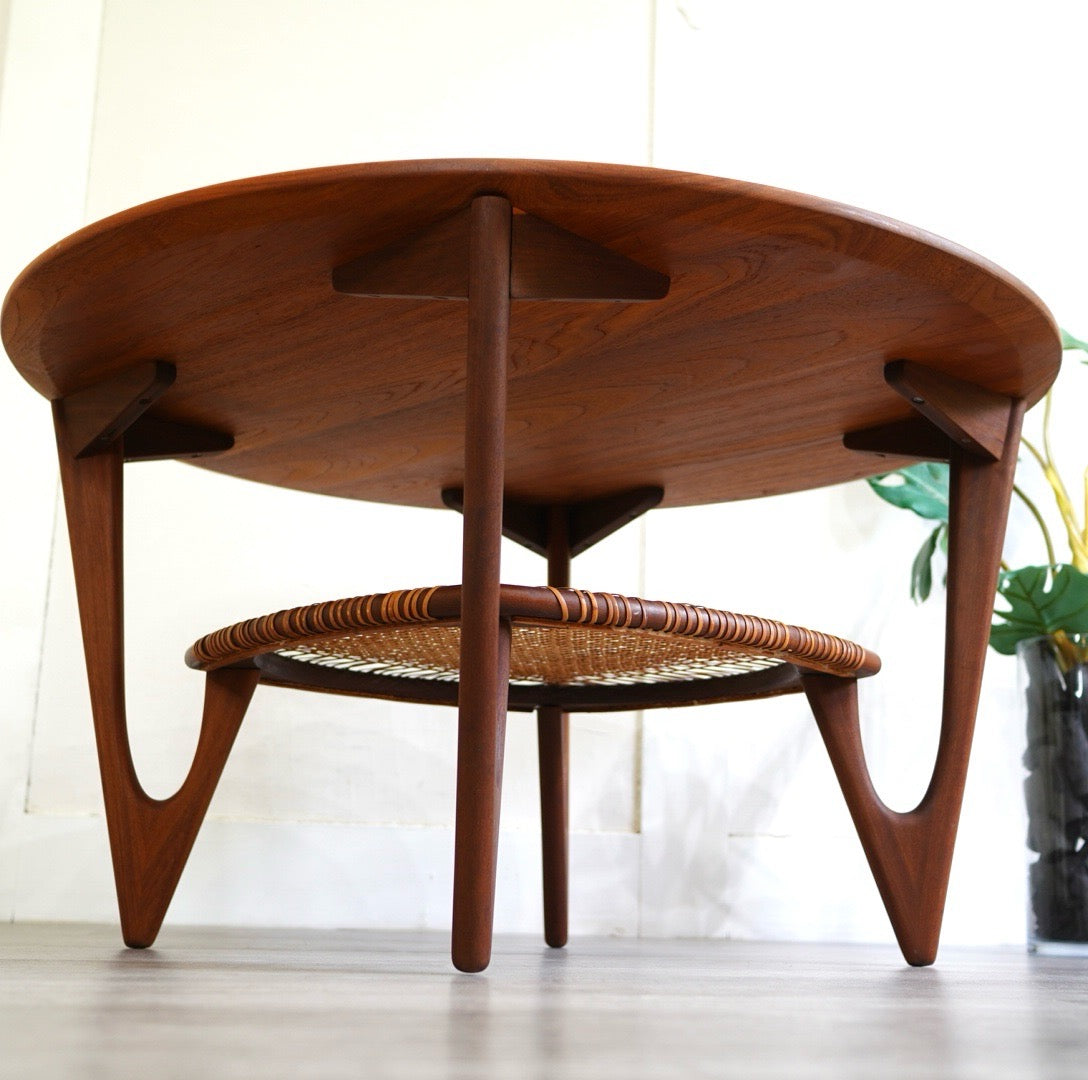 ジェイソン・モブラー / Jason Mobler ラウンドローテーブル 北欧