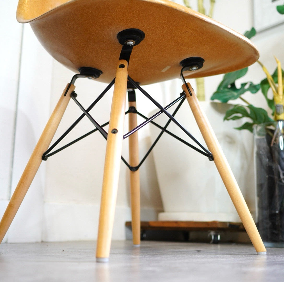 ハーマンミラー / Herman Miller サイドシェルチェア FRP Hベース