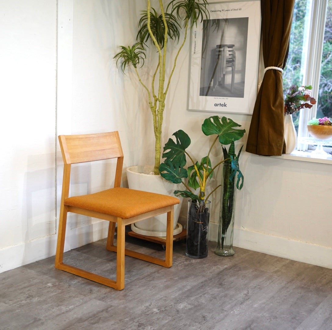 カリモク家具 karimoku HARU チェア アームレス 小林幹也 CB3305 中古