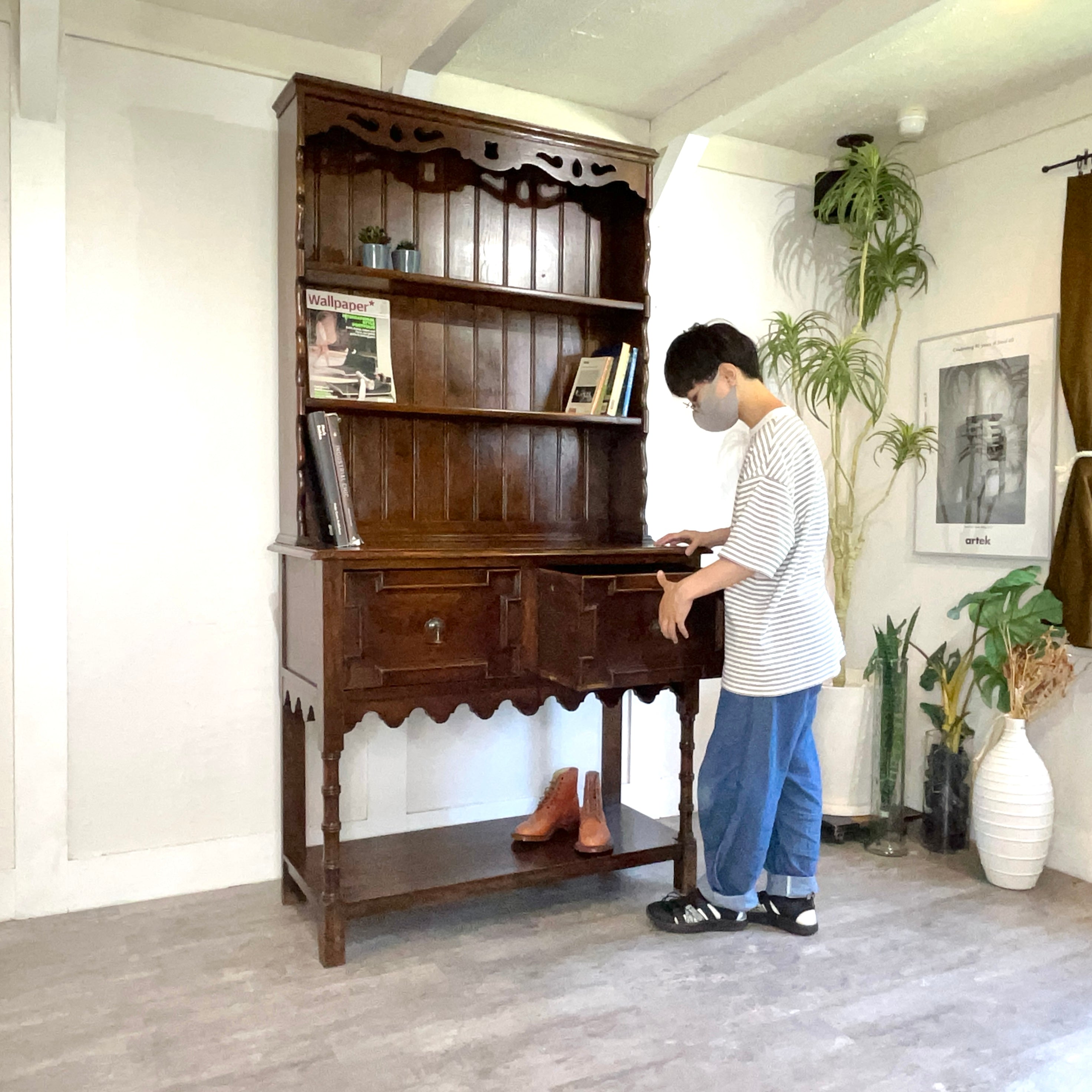 ブリティッシュアンティーク カップボードキャビネット 飾り棚 中古