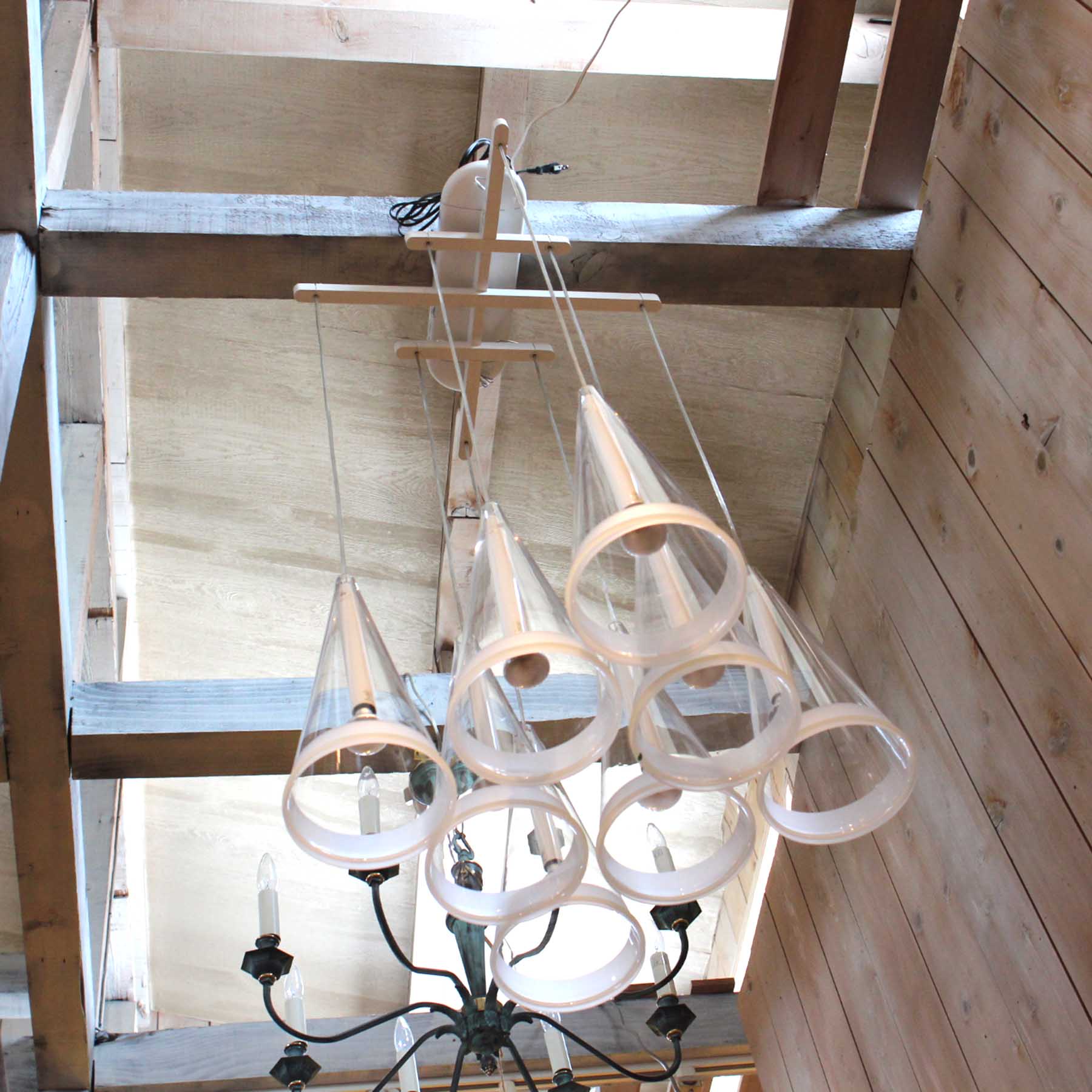 フロス/FLOS｜フーシア/FUCSIA ペンダントライト 8灯 アッキーレ