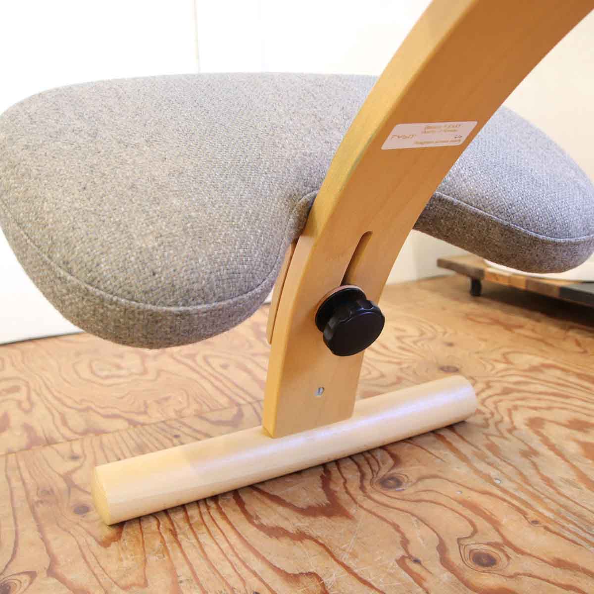 リボ / Rybo バランスチェアイージー グレー 北欧 ノルウェー 姿勢