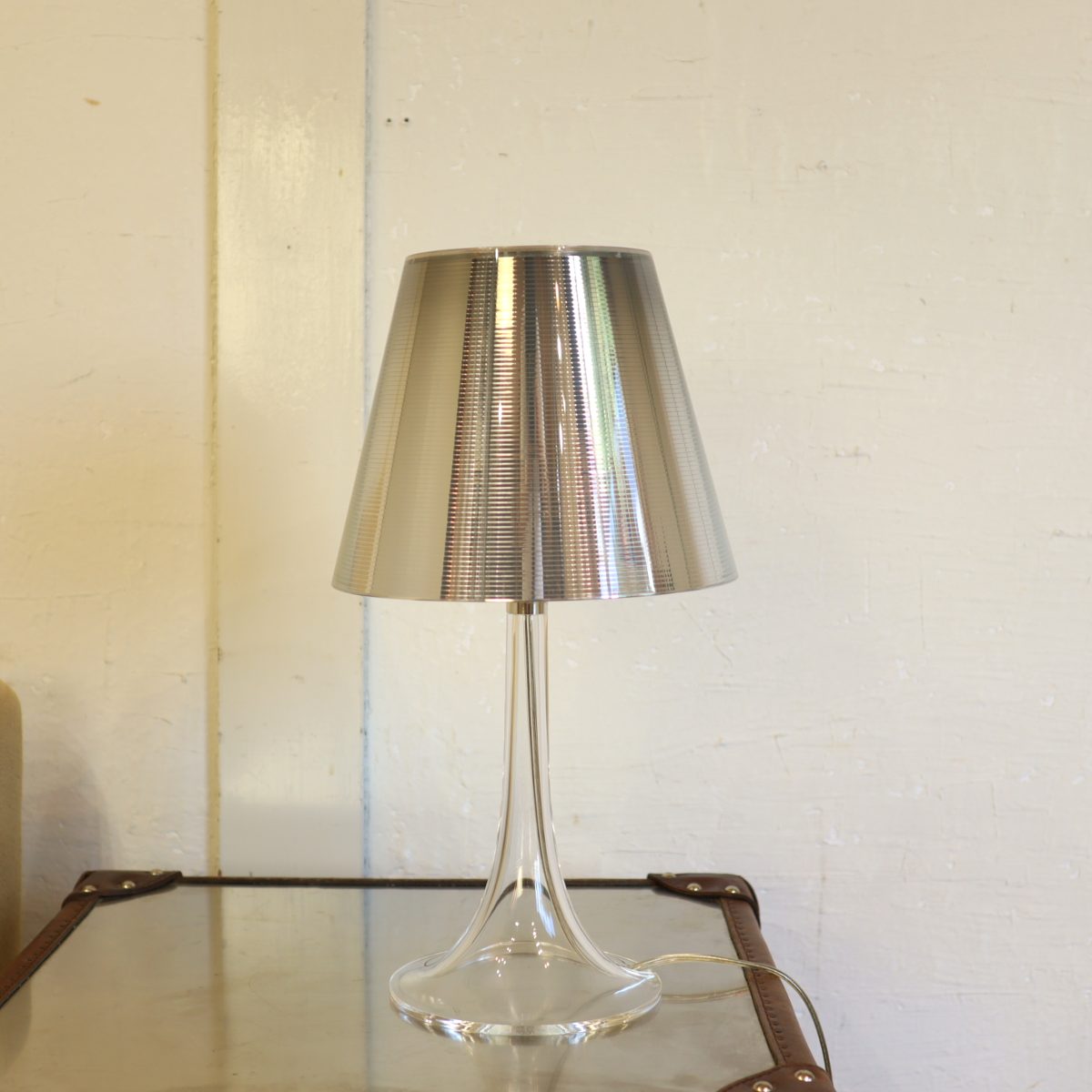 フロス / FLOS MISS.K テーブルランプ フィリップ・スタルク 照明 中古