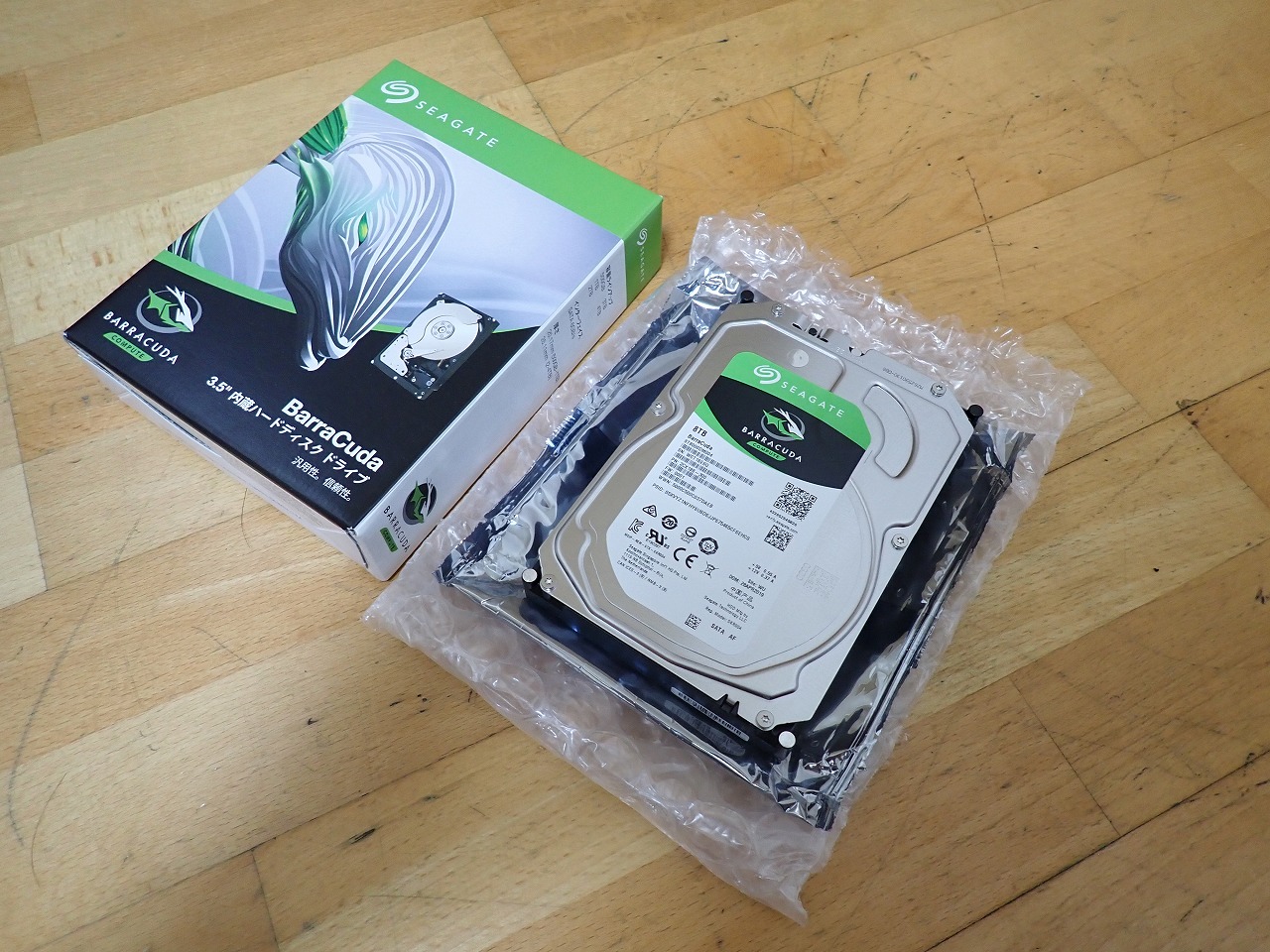 HDD SEAGATE ST8000DM004 シーゲイト BarraCuda 3.5インチ 8TB 6Gb/s