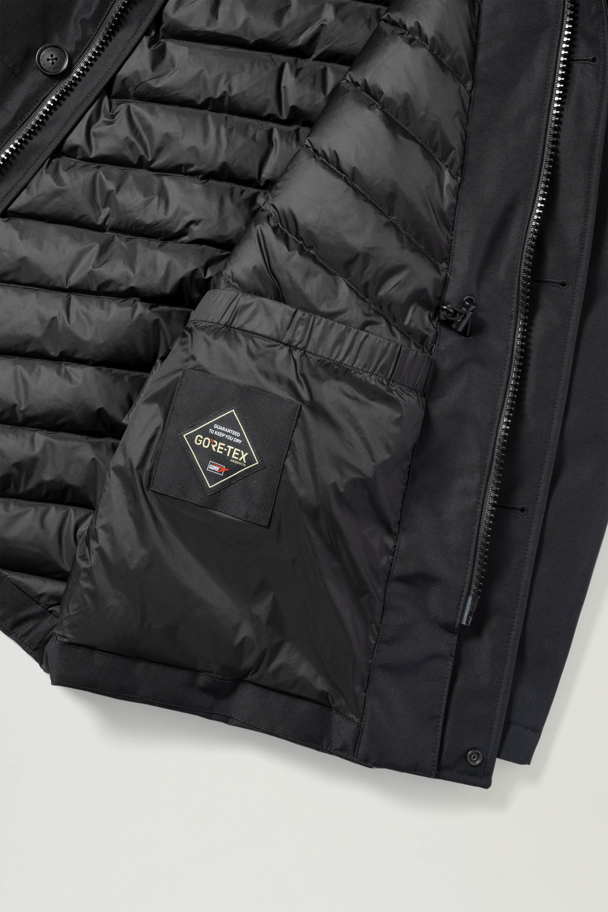 ゴアテックス マウンテンジャケット｜WOOLRICH（ウールリッチ）公式