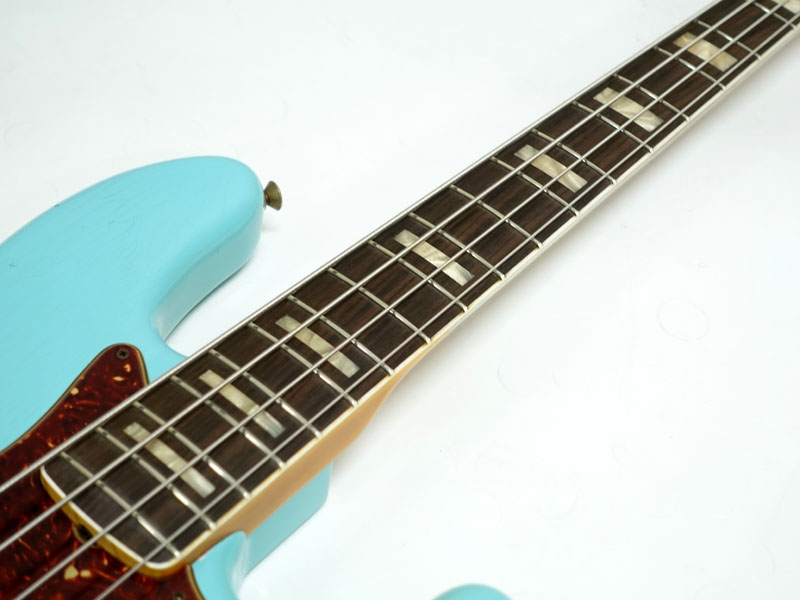 Fender Custom Shop 1966 Jazz Bass JourneymanRelic Aged Daphne Blue