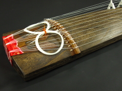 美品】13弦 琴 すだれ掘り 付属品多数 送料無料 大正琴 美品】13弦 琴