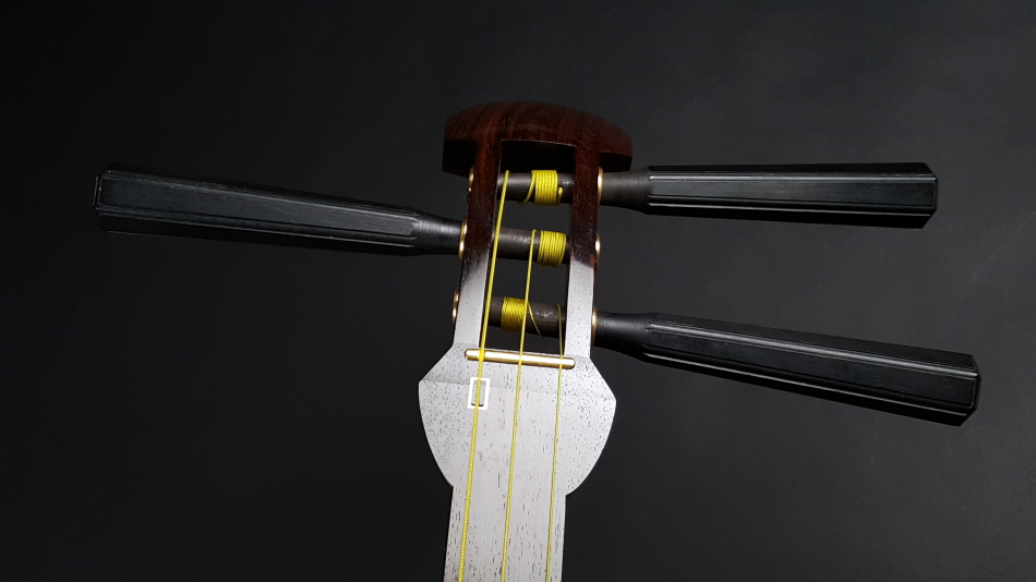 中古三味線】民謡金細三味線・短棹2寸短（完成品）【和楽器市場】