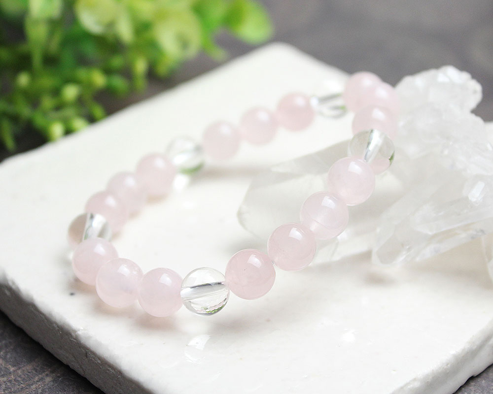 恋のお守り♪ 美のサポート 8ミリローズクォーツ 5天水晶