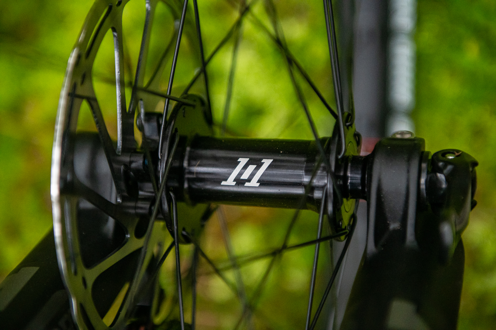 First Look Review : Pete's Santa Cruz Hightower CC XO1 AXS Reserve