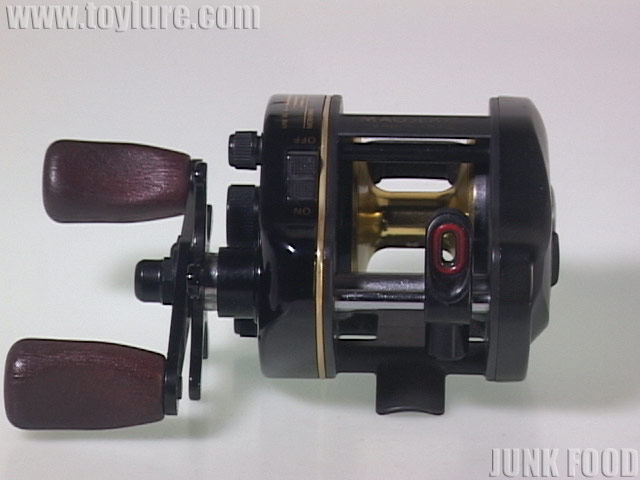 JUNK FOOD item: R-10376 ミリオネアマグサーボ SS-20AC