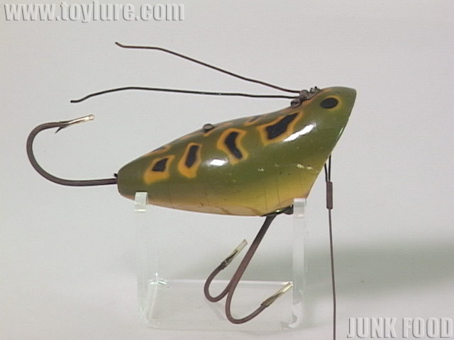 JUNK FOOD item: W-1562 Weedless-Widow ウィードレスウィードー 大