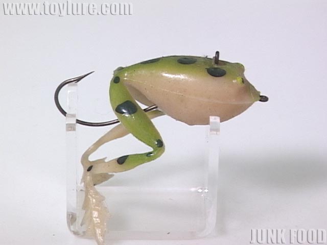 JUNK FOOD item: T-4572 Frog 3/8oz ガルシアフロッグ 小