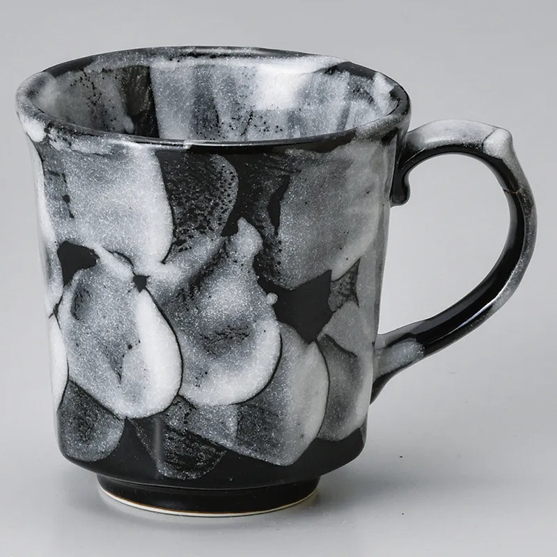 黒志野八角マグ(カラーマグカップ・絵柄付きマグカップ)|食器通販の陶磁庵