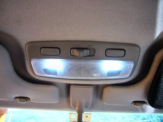 パジェロミニ・マップランプ取り付け