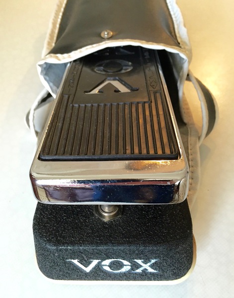 TONEHOME - the World of Vintage Guitar Effects Pedals - V846 Wah Wah