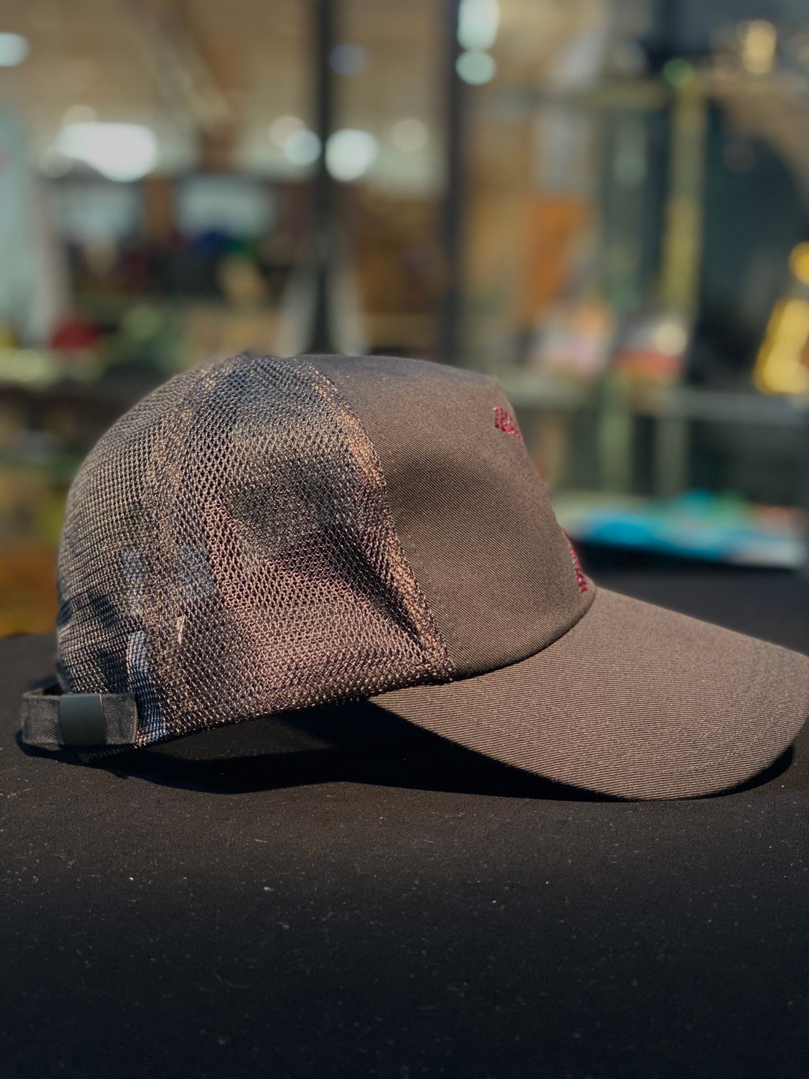 Roen - スワロスカルメッシュベースボールキャップ / BLACK×レッド