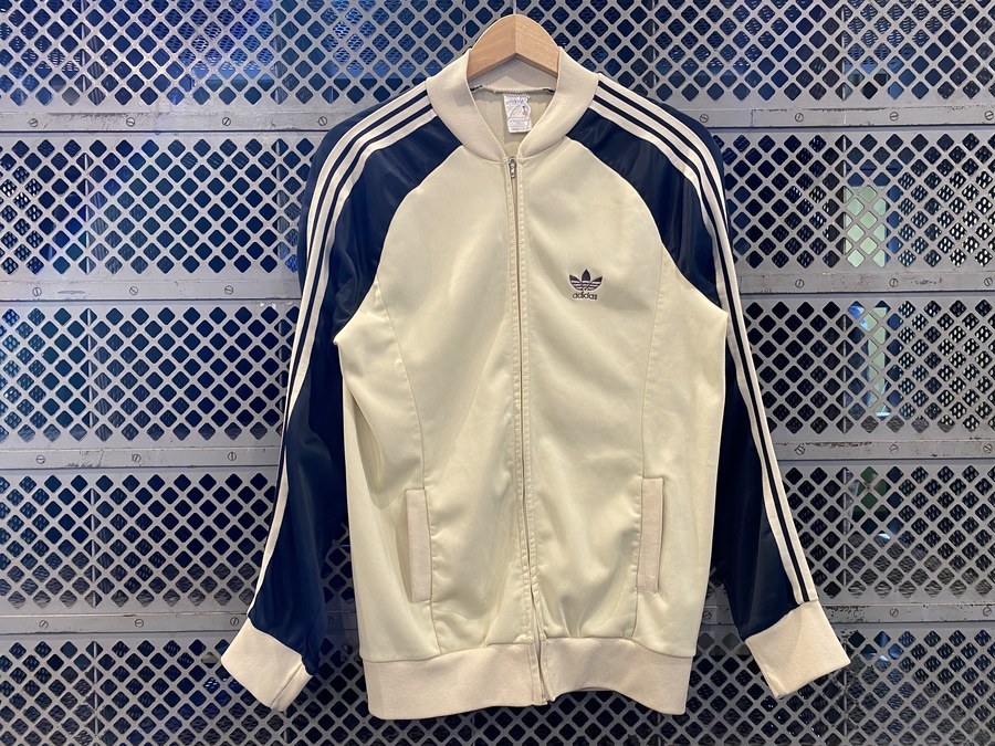 1大トレンドアイテム】ヴィンテージadidasのトラックジャケットのご