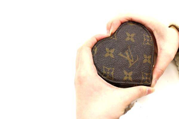 LOUIS VUITTON/ルイヴィトン ハート型コインケース[2017.04.12発行