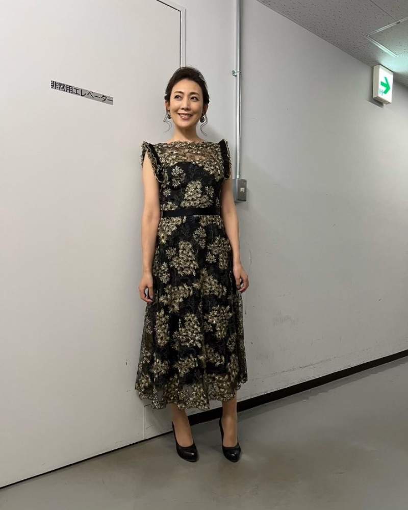 PRESS｜TOPICS/PRESS｜TADASHI SHOJI（タダシ ショージ） 公式サイト