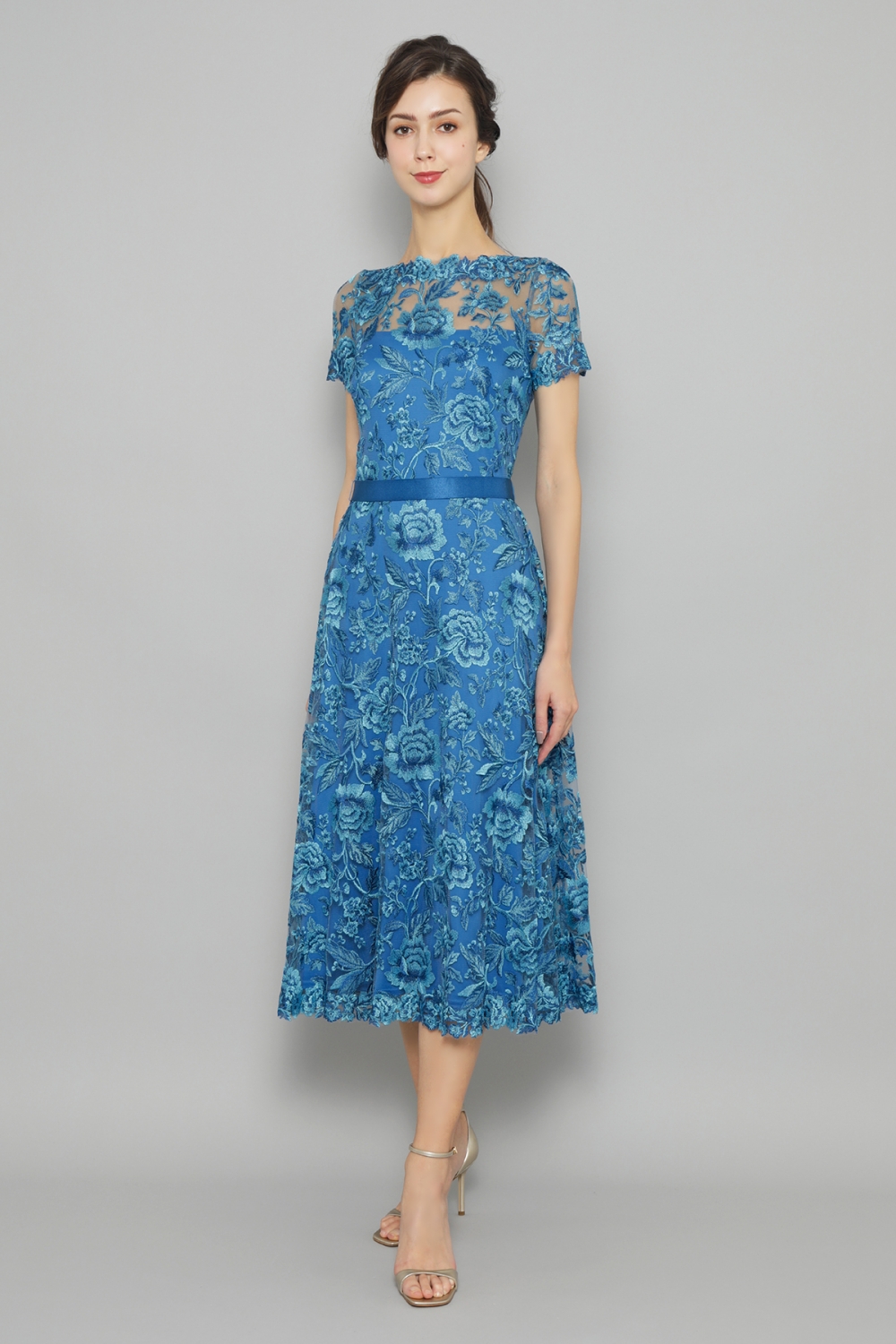 未使用品 タダシショージ TADASHI SHOJI ドレス ワンピース シルク V