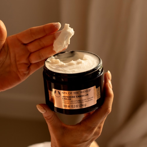 スパオブザワールド ジャパニーズ カメリア ボディクリーム｜ THE BODY