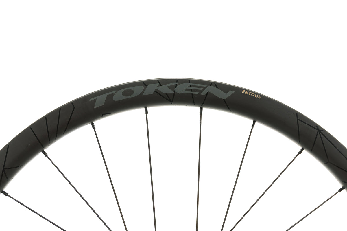 Token Ventous Disc Carbon Tubeless 700c Rear Whe | The Pro's Closet