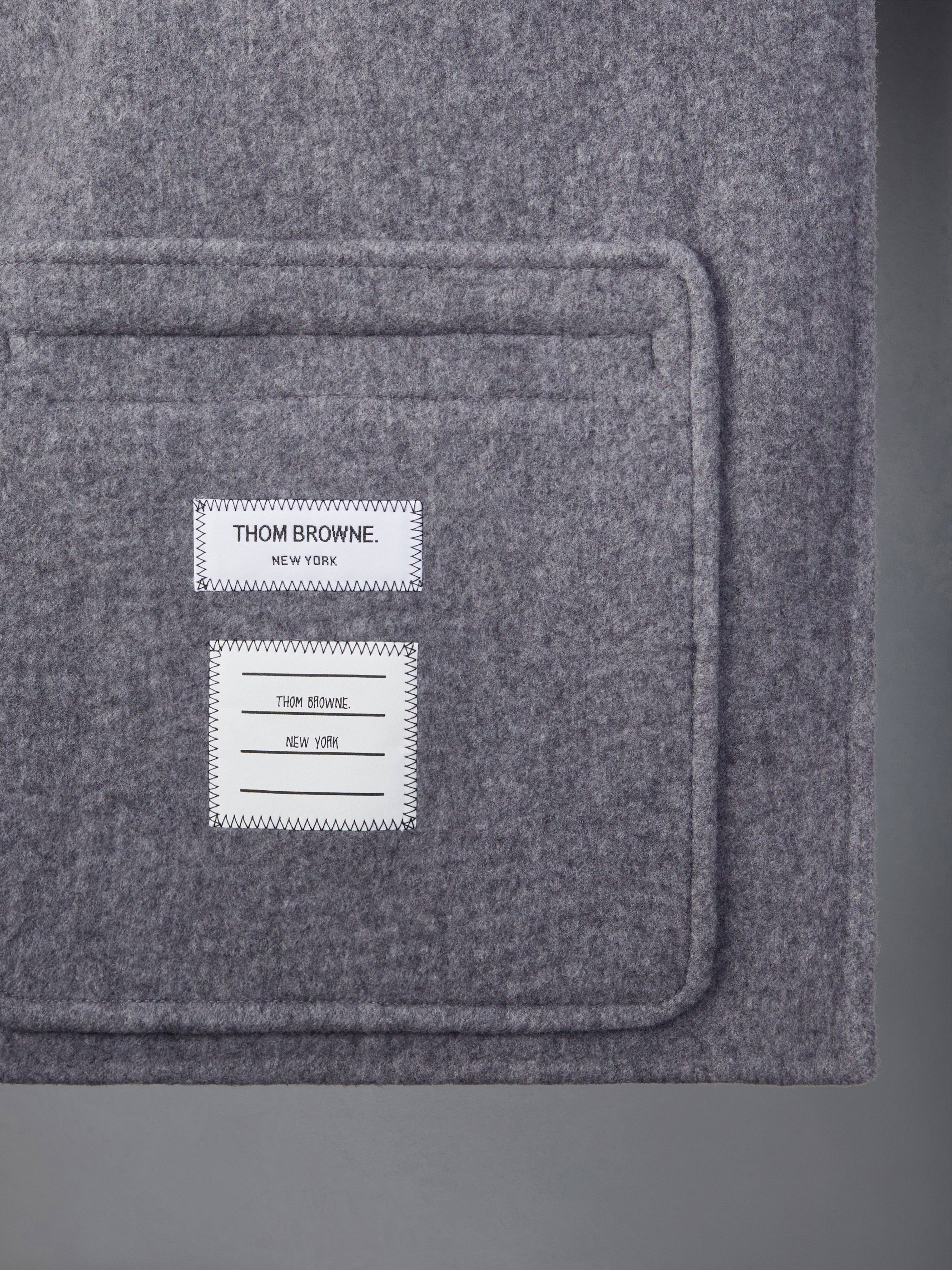 ウール カシミア アームバンド ベルスリーブ ジャケット | Thom Browne