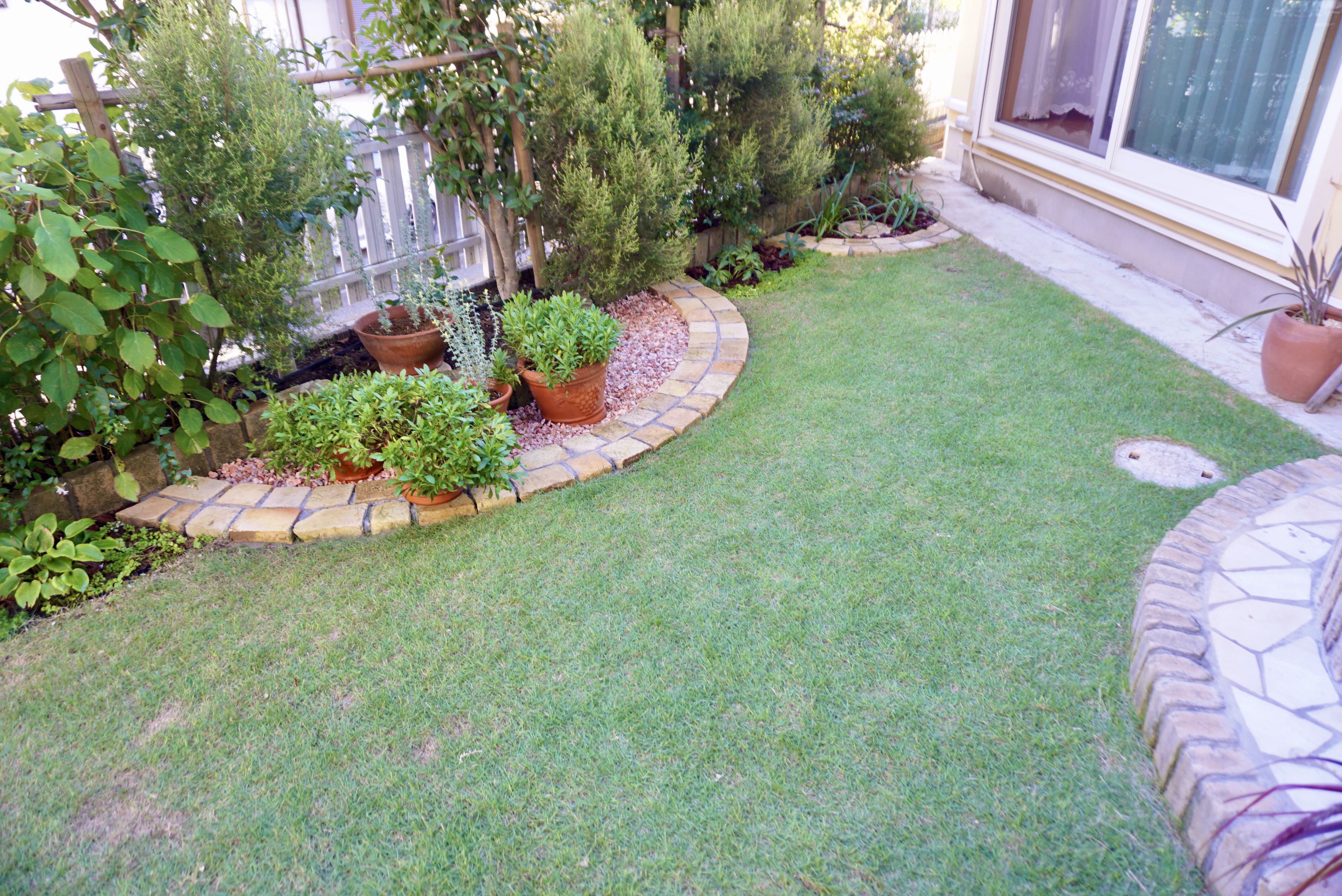 ガーデニング石材 ガーデンロック大 ピンク系 32240SJA | タイルライフ