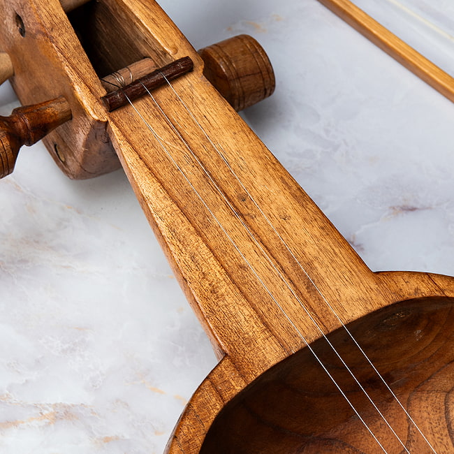 1点物】ネパールのサーランギ 伝統様式にもとづく コンサート