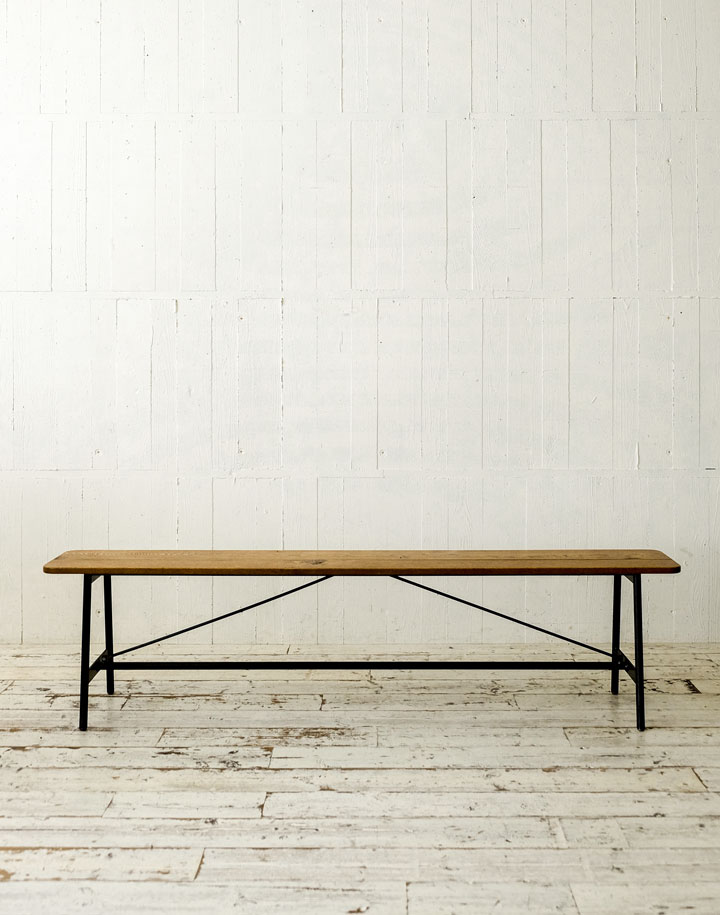 SUTTO TABLE | TRUCK FURNITURE