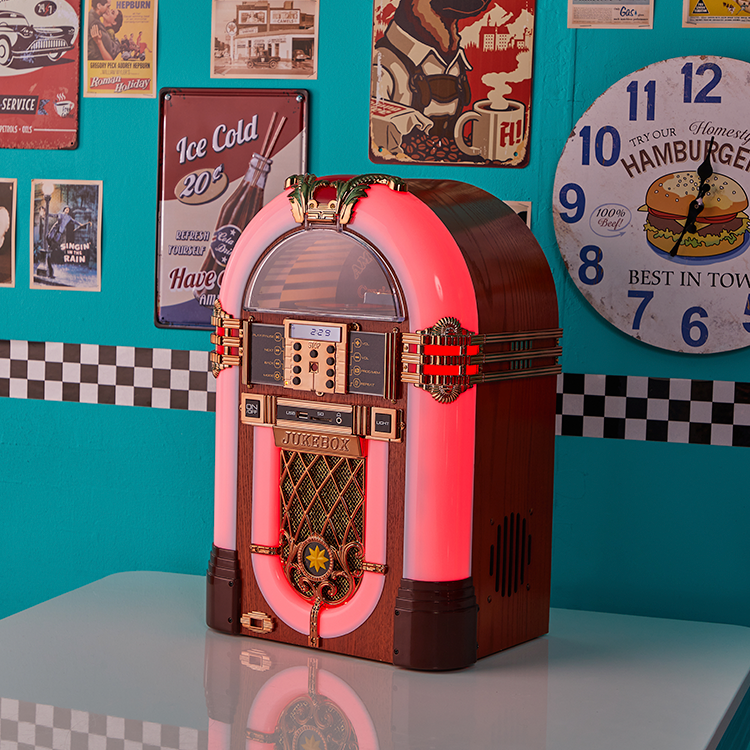 ジュークボックス型CDプレーヤー