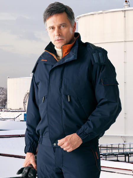 48340 透湿防寒ブルゾン(3色)｜☆特集_自重堂 防寒ウェア｜作業服