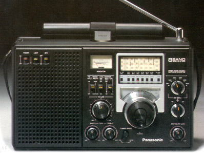 Panasonic RF2200, Panasonic RF-2200 shortwave radio receiver