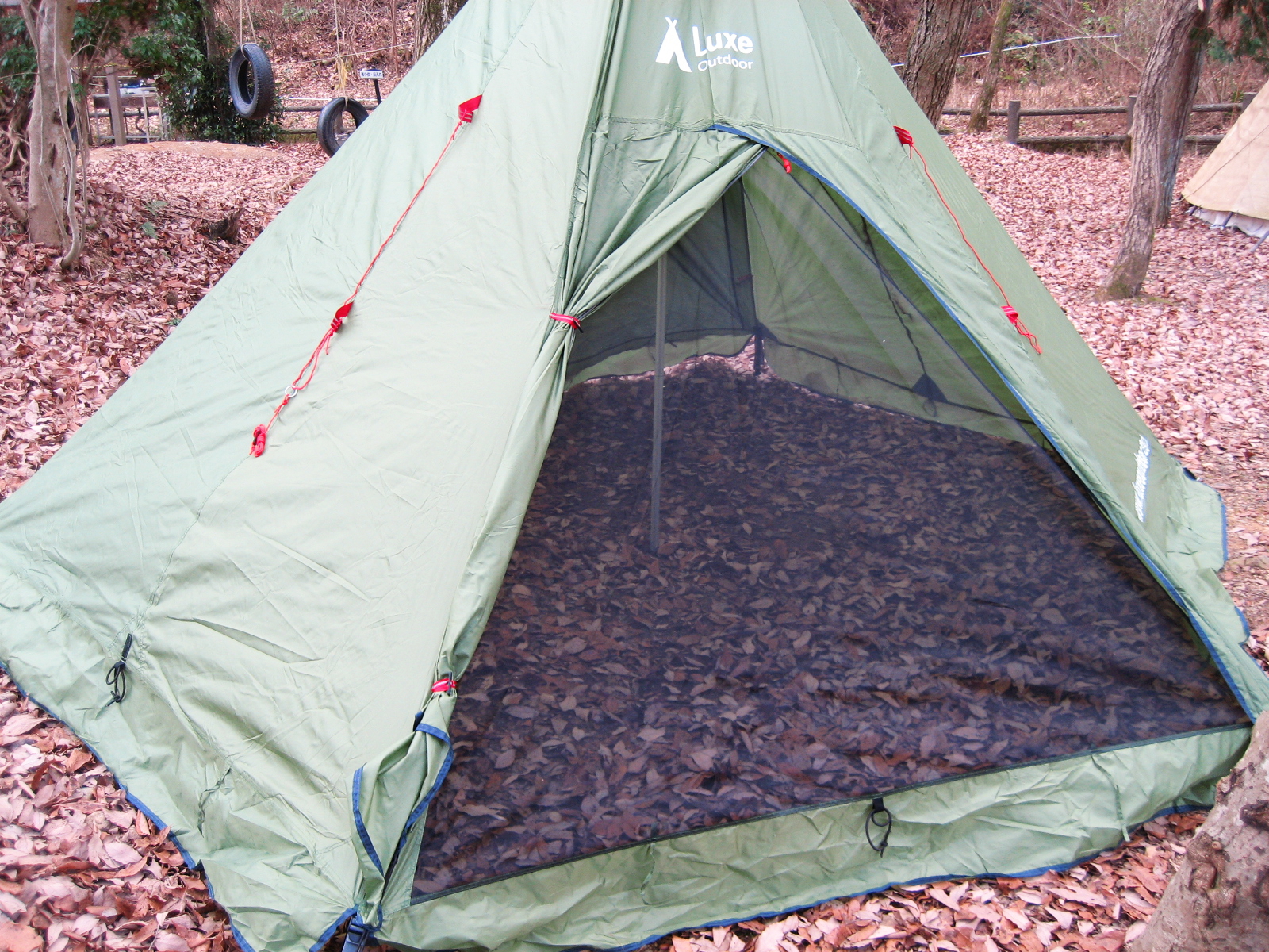 薪ストーブ用煙筒ポート、チムニーホール（煙突穴）付きモノポールテント