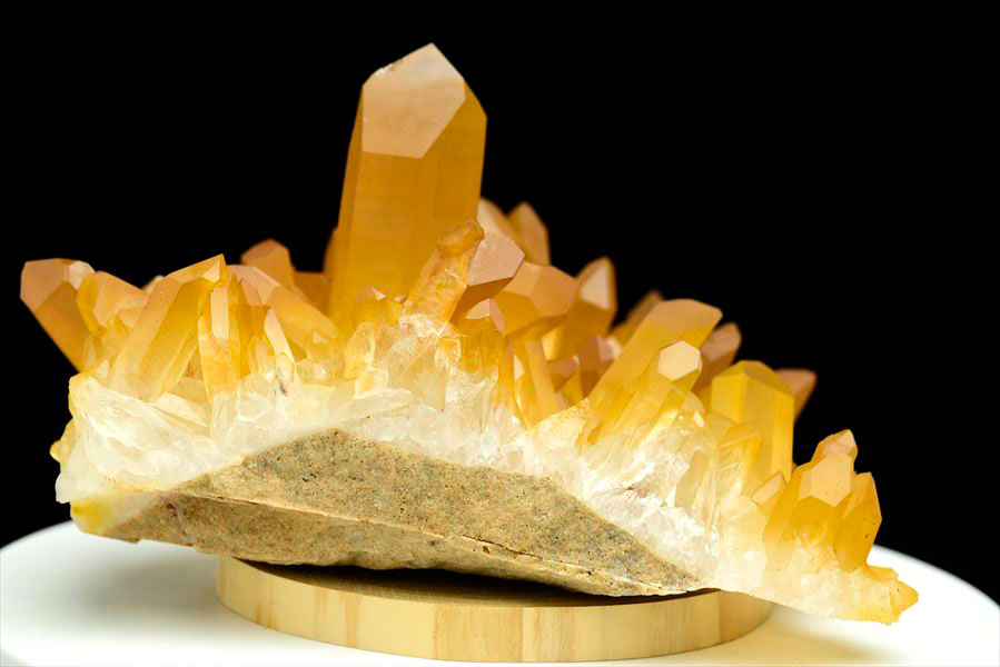 原産地より直輸入】アーカンソー産ゴールデンクォーツ（ゴールデン