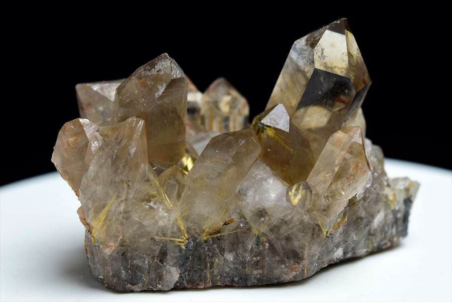 ブラジル産 ゴールドルチルクォーツ クラスター原石｜アップストーン