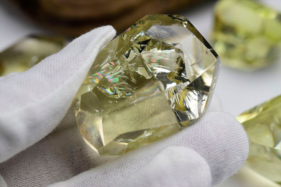 レインボー シトリン タンブル（磨き）｜虹入り黄水晶｜アップストーン