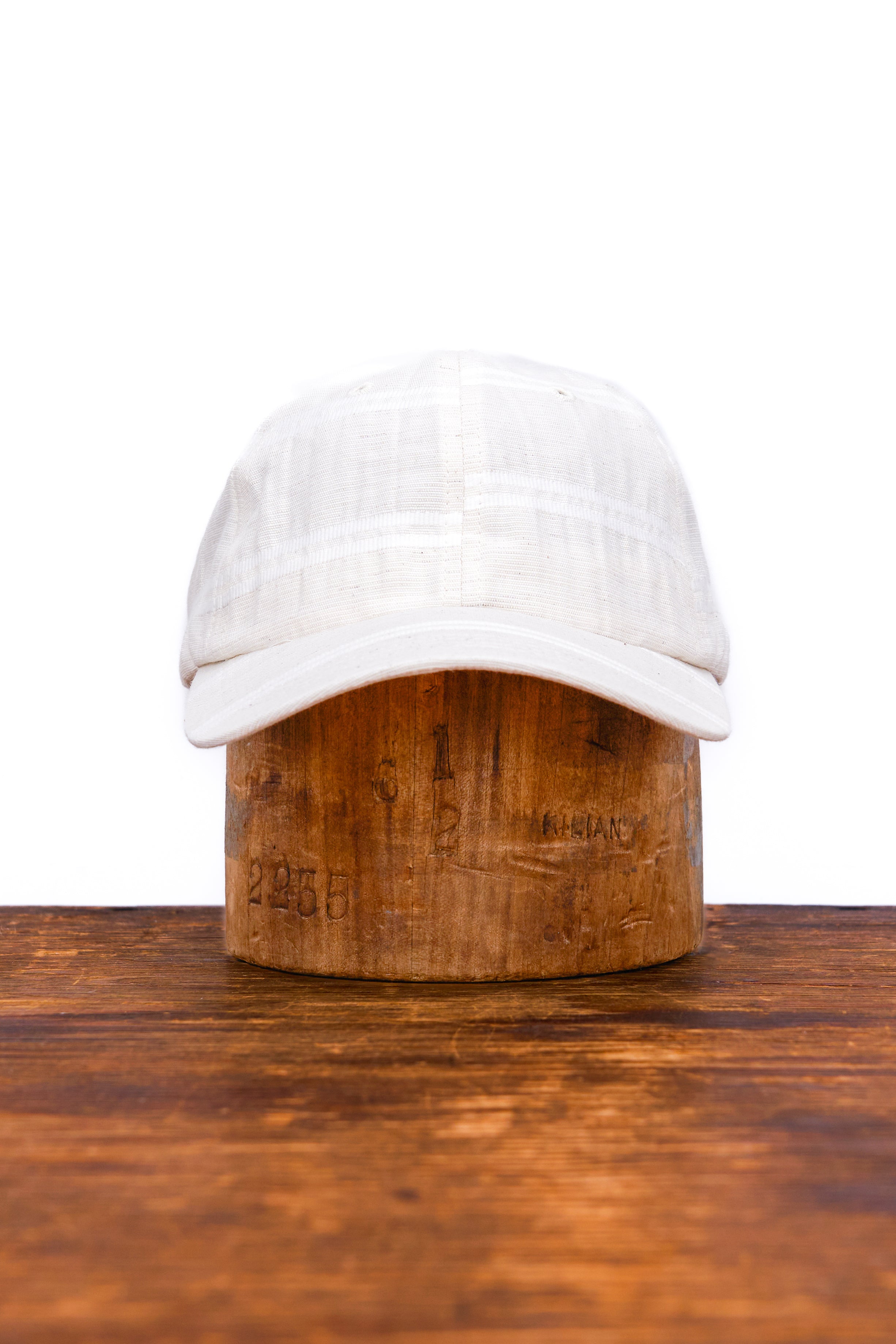 帽子 575LC LINEN CANVAS CASQUETTE / ECRU 帽子 575LC LINEN CANVAS