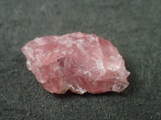 最高品質菱マンガン鉱(Rhodochrosite) 北海道小平町稲倉石鉱山 産 ｜石