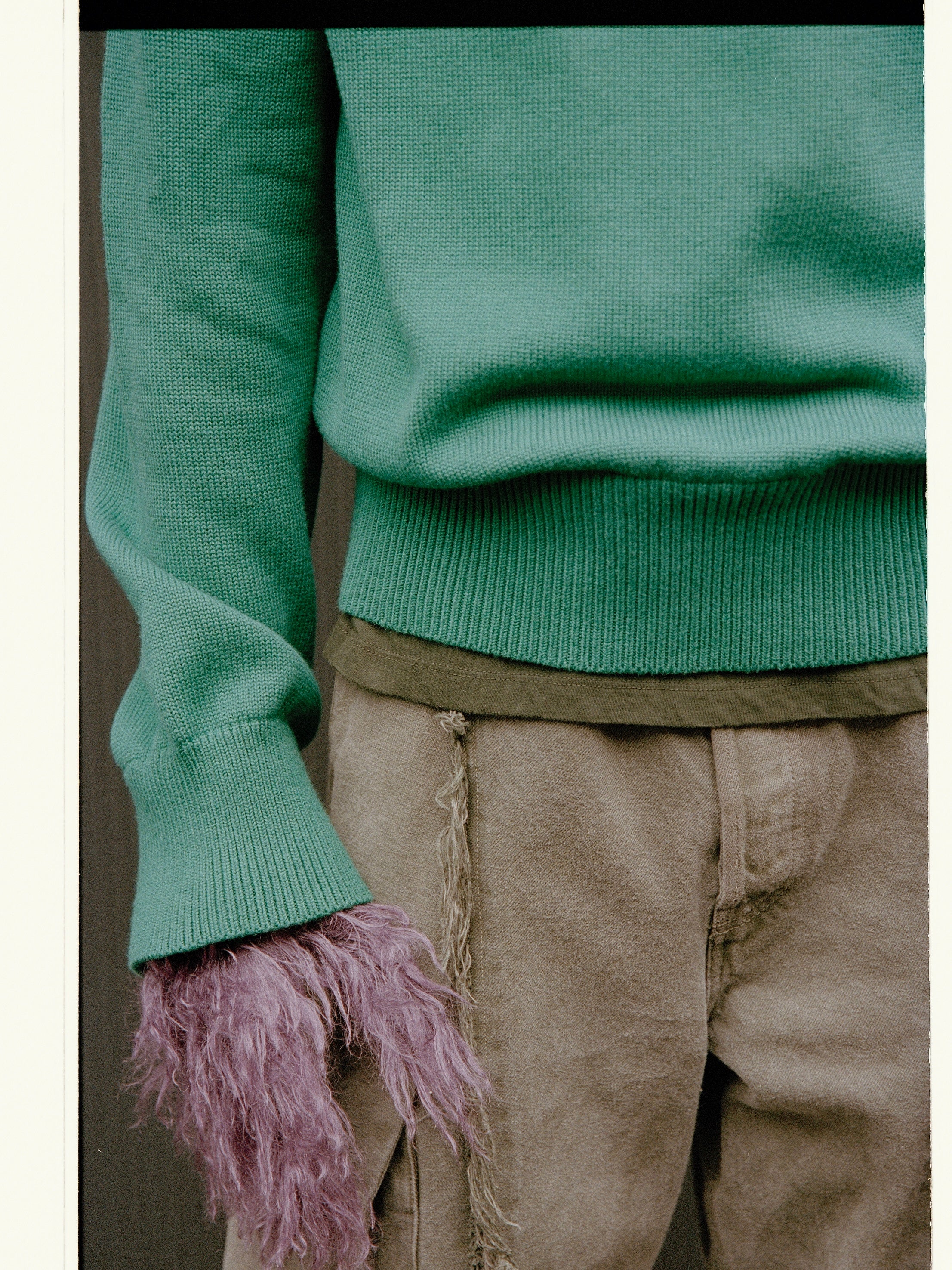 The “Piege” Cashmere Blend Sweater in Napier green – VUJA DÉ