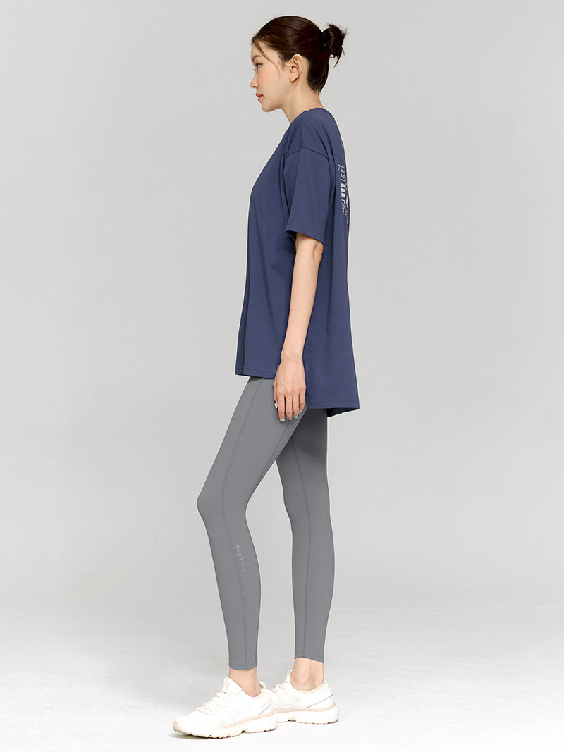 ロゴ入り オーバーフィット 半袖