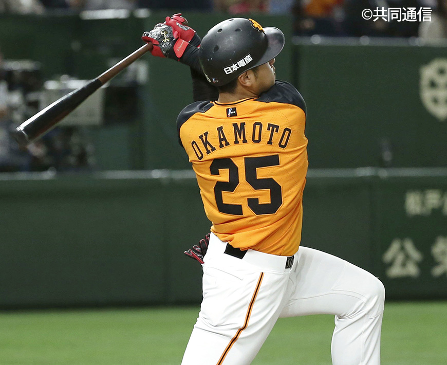 巨人・岡本和真の「未完の大砲」覚醒せり。高卒4年目のブレークは鈴木